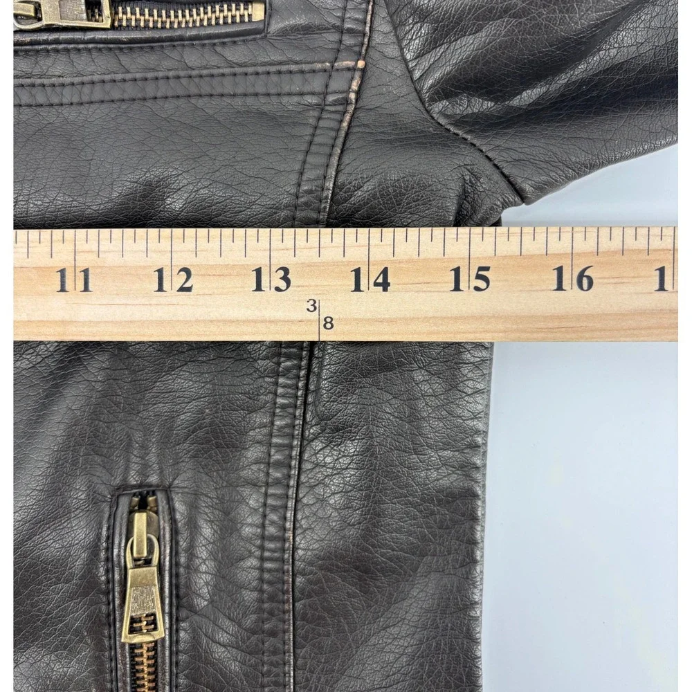 Lika Rulla faux leather